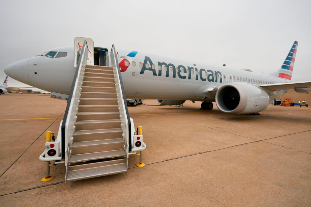 Bullet Holes Found on American Airlines