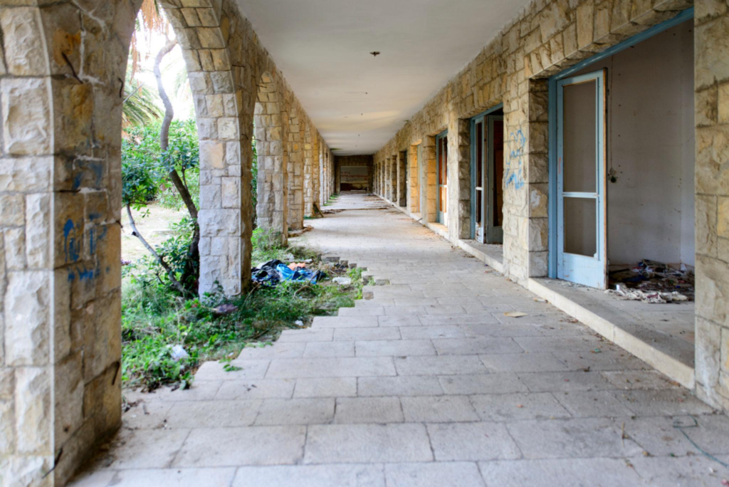 abondened hotel inn cuba