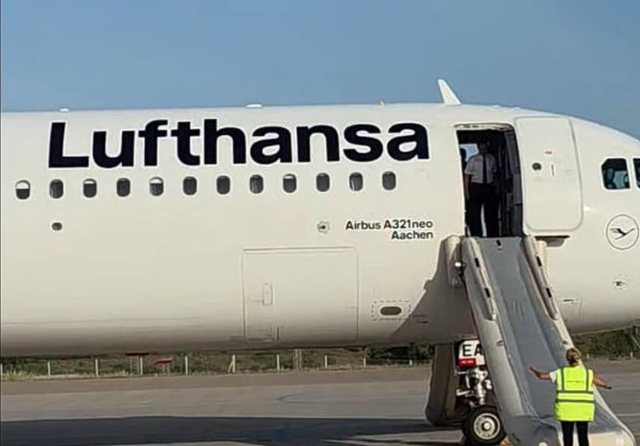 Lufthansa Athens–Munich Flight