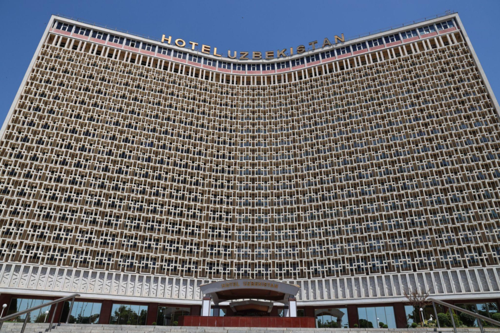 UZBEKISTAN ECONOMICS HOTEL 