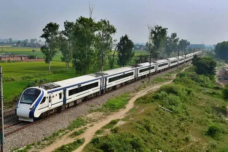 New Delhi to Varanasi Route Experience on Vande Bharat Express Train
