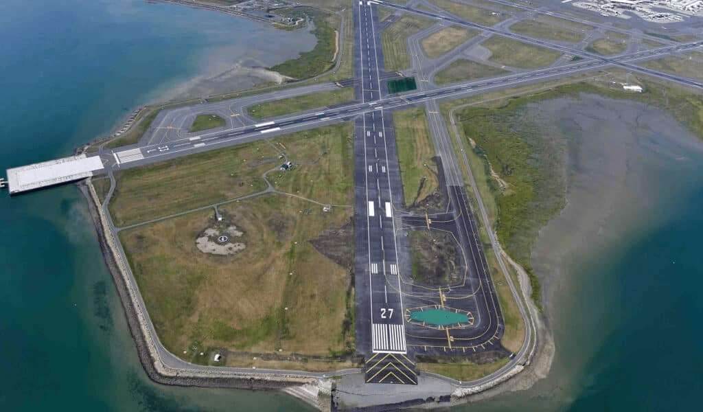 Boston Logan Airport runway 27