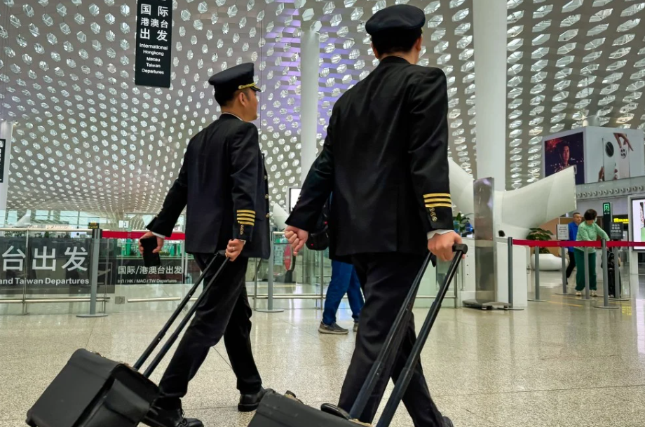 Emirates vs US Legacy Carriers: Expat Pilot Salary Compared